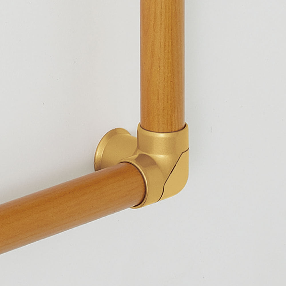 コーナーブラケット